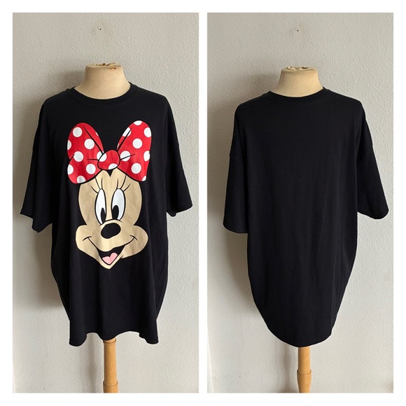 Disney Tops - Disney Minnie Mouse tee